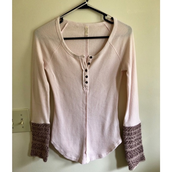 Free People BOHO Sleeved Top - Picture 5 of 6